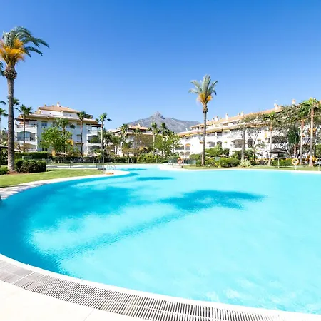 Banus - Banus, Dama De Noche, Brand New, 2bed 2bath, Bright Glazed Terrace, 3 Pools, Beautiful Complex Apartman *