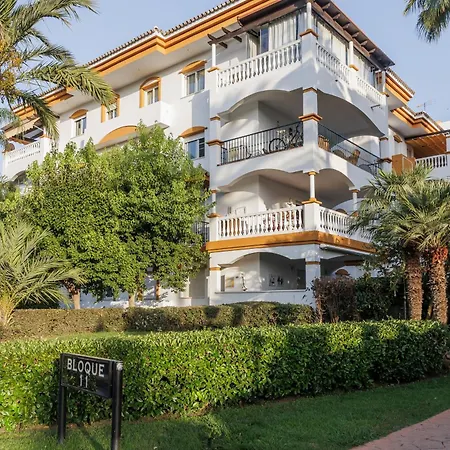 Apartman Banus - Banus, Dama De Noche, Brand New, 2bed 2bath, Bright Glazed Terrace, 3 Pools, Beautiful Complex *