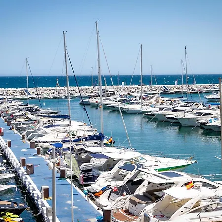 Banus - Banus, Dama De Noche, Stylishly Redecorated - Brand New Furniture, 2bed-2bath, Bright Glazed Terrace, 3 Pools, Beautiful Complex, Ideal For Families *