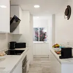 Banus - Banus, Dama De Noche, Brand New, 2bed 2bath, Bright Glazed Terrace, 3 Pools, Beautiful Complex * Marbella